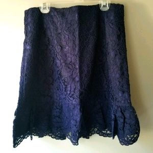 Draper James Navy Lace Tulip Skirt NWT Size 6